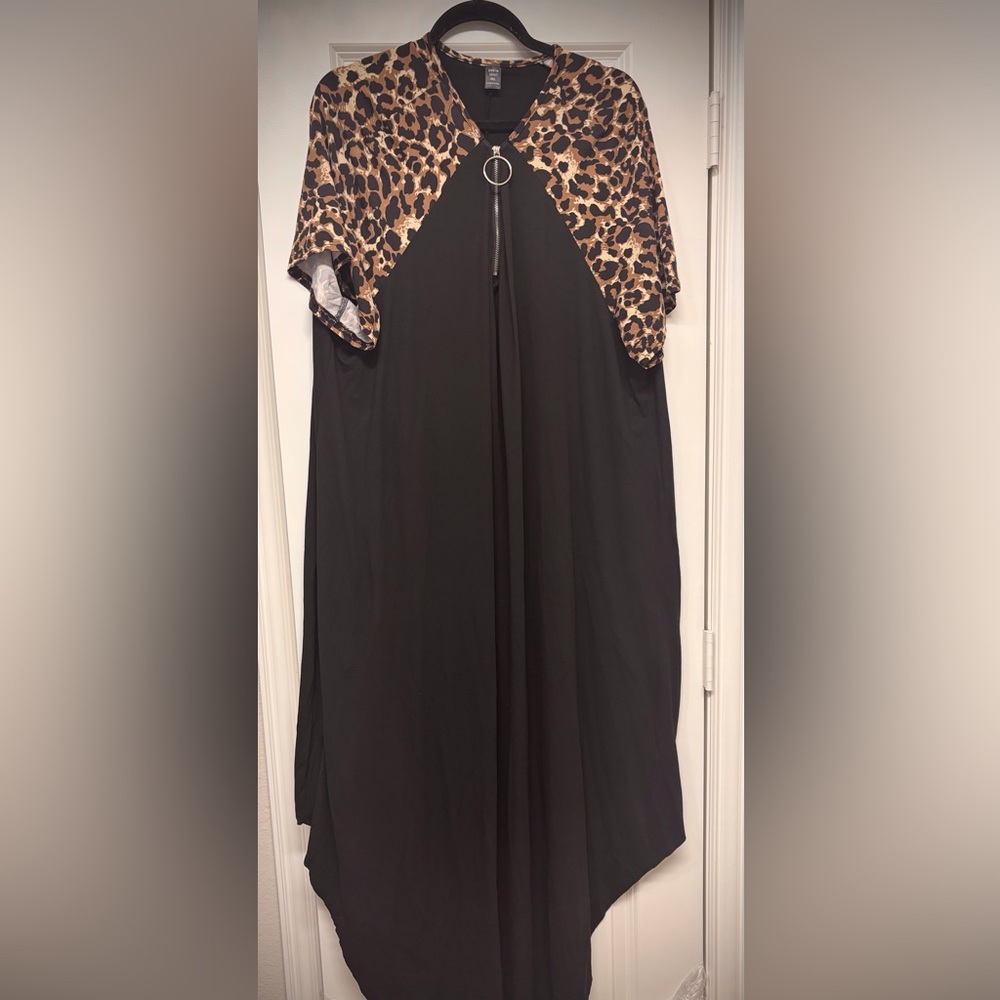 CUTE! SHEIN sz 4X Black Midi Dress w/Brown Leopard Print & front zipper!